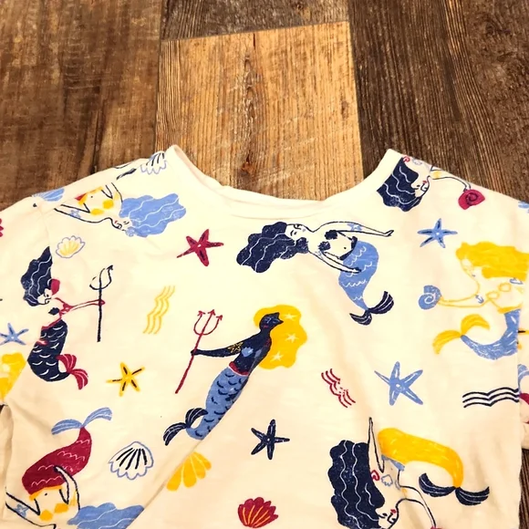 Mermaid Crop top tee - Picture 2 of 4